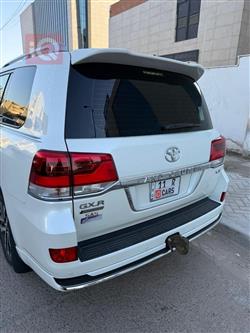 تويوتا لاندكروزر